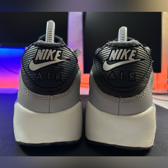 Nike Air Max 90 LTR GS - Picture 6 of 9